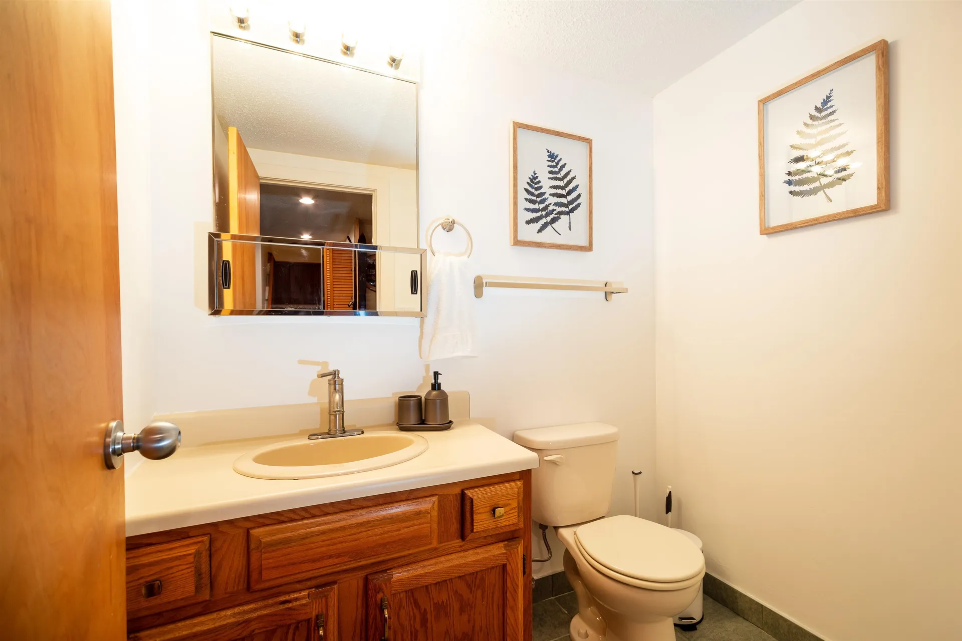 339G Handle Road Dover VT 05356