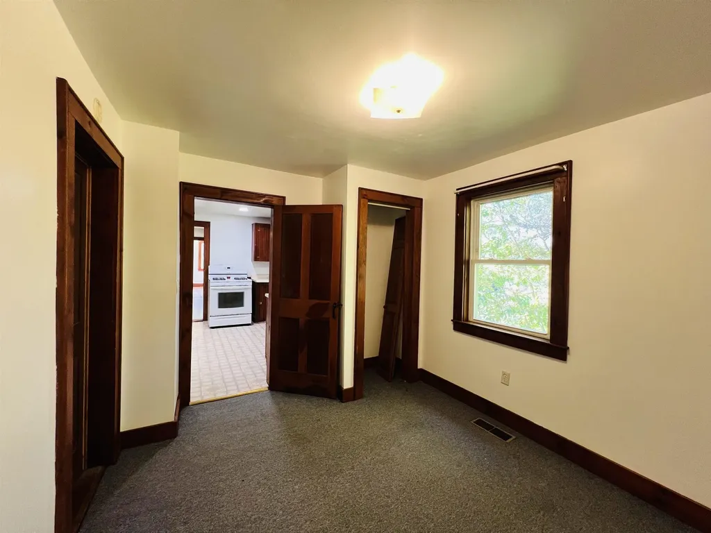 21 Ledge Road Lyndon VT 05851