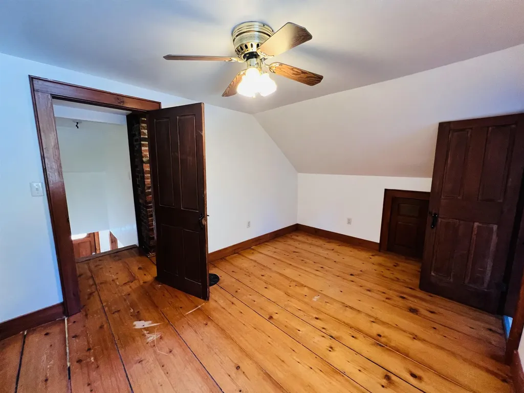 21 Ledge Road Lyndon VT 05851