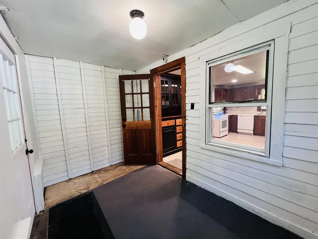 21 Ledge Road Lyndon VT 05851