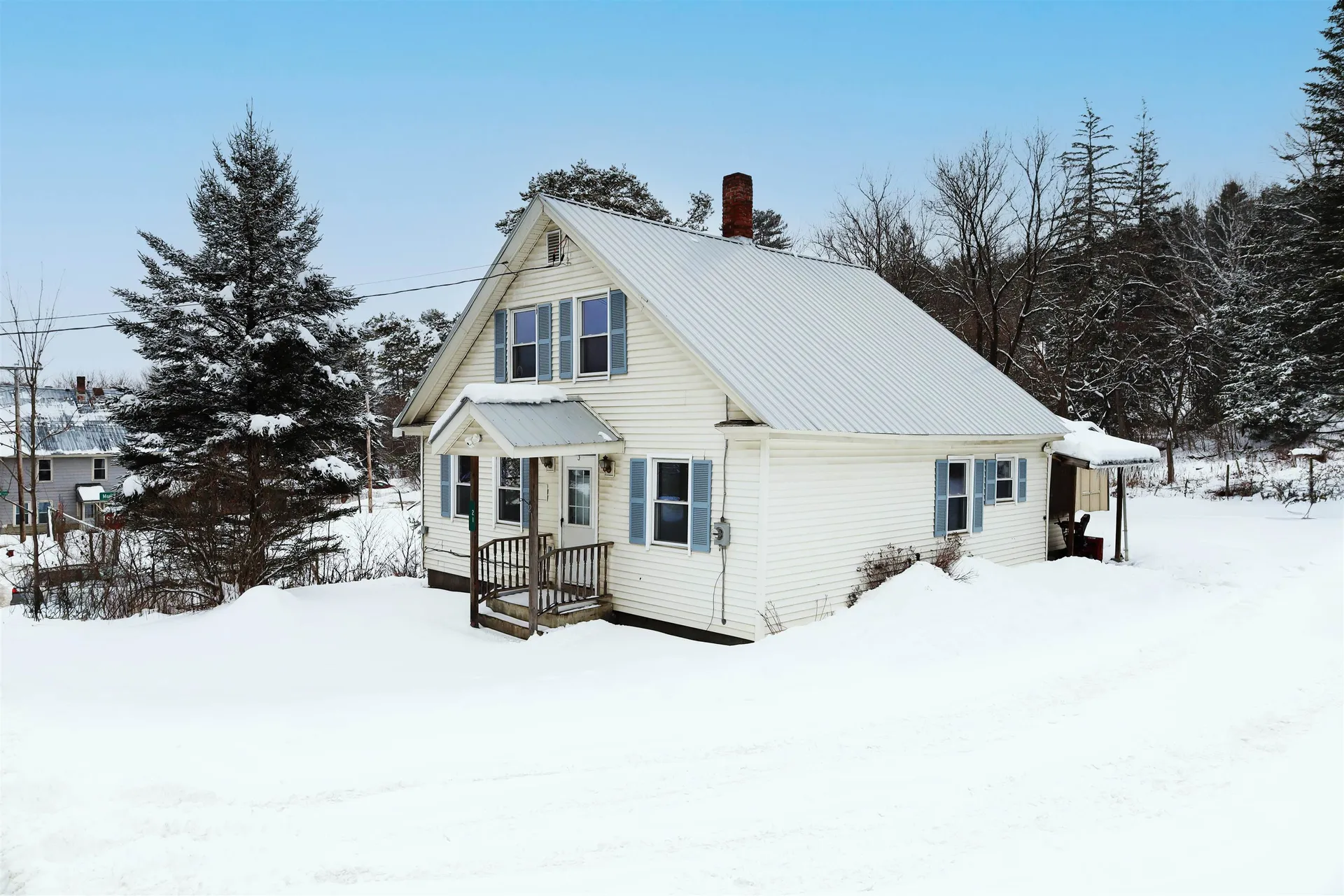 21 Ledge Road Lyndon VT 05851