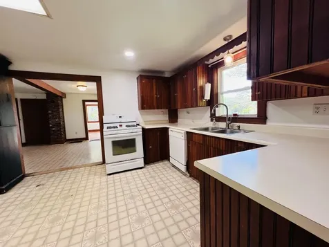 21 Ledge Road Lyndon VT 05851