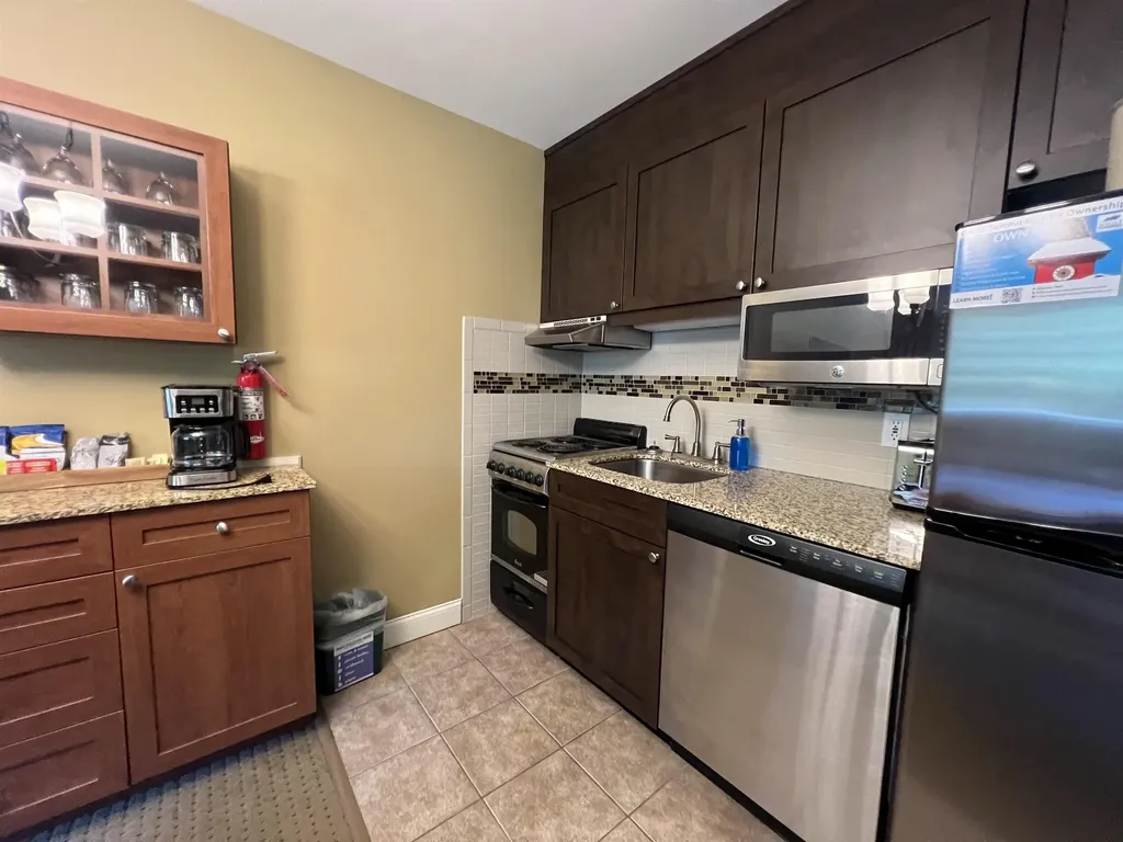 123/125 Qtr 4 Grand Summit Way Dover VT 05356