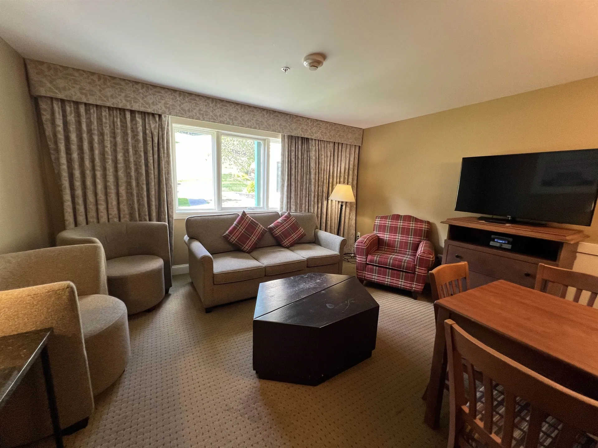 123/125 Qtr 4 Grand Summit Way Dover VT 05356