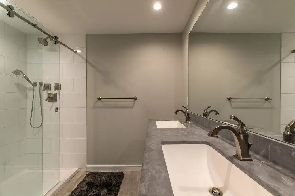 124 Barlow Road Mount Holly VT 05758