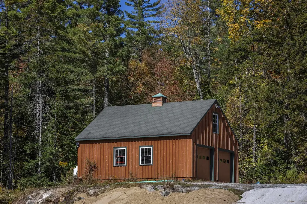 124 Barlow Road Mount Holly VT 05758