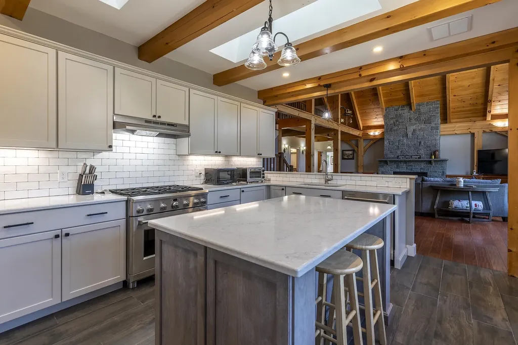 124 Barlow Road Mount Holly VT 05758