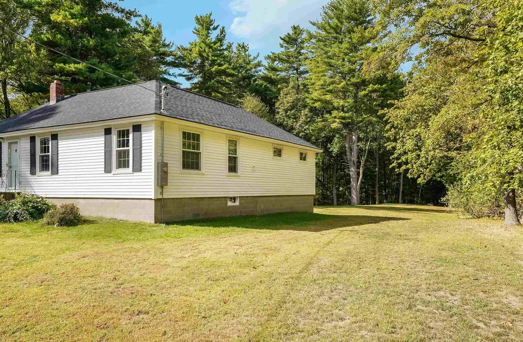 37 Perkins Road Londonderry NH 03053