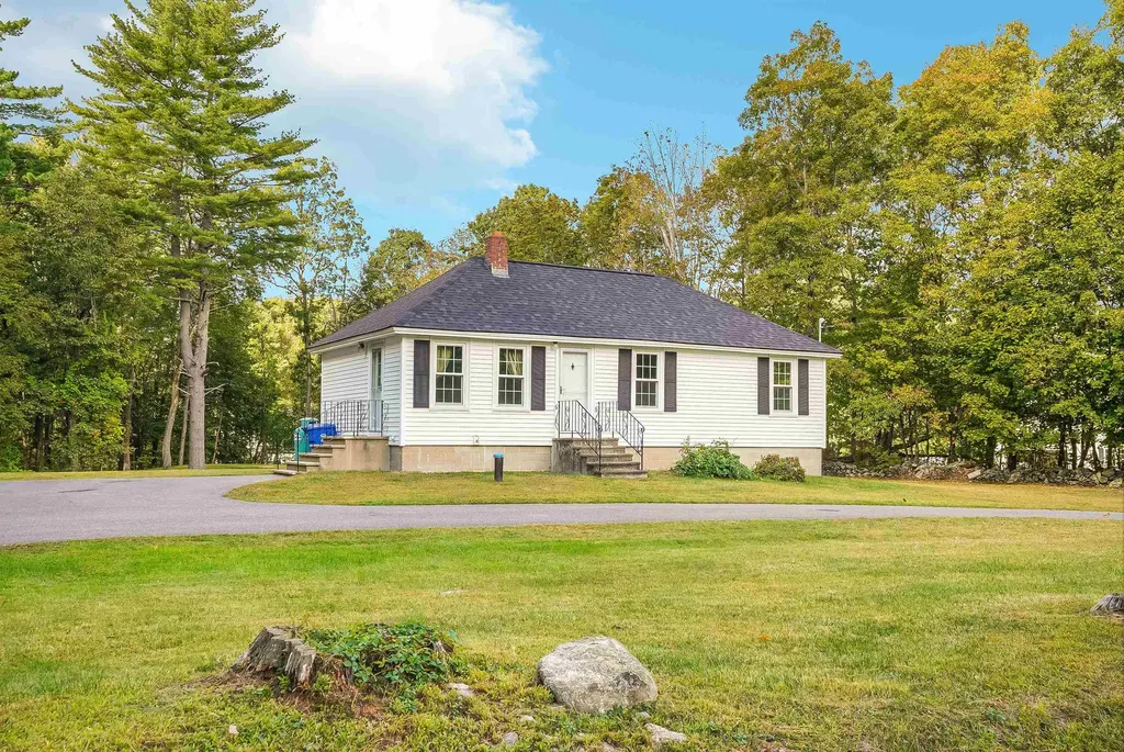 37 Perkins Road Londonderry NH 03053