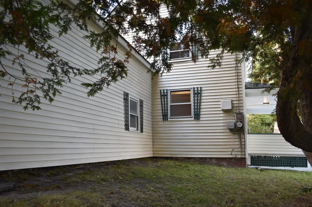 1782 Main Street St. Johnsbury VT 05819