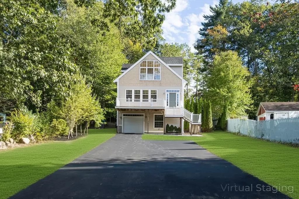 136 Shore Drive Salem NH 03079