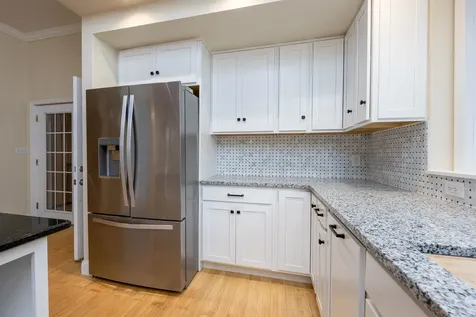 136 Shore Drive Salem NH 03079