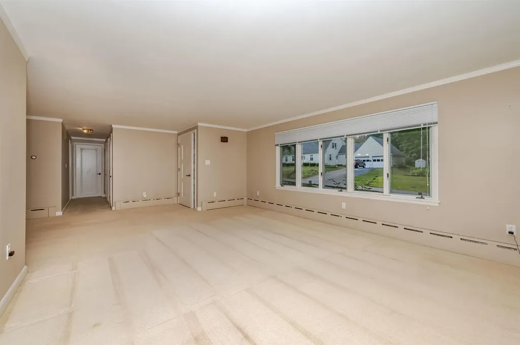 2 Oak Forest Street Sanford ME 04073