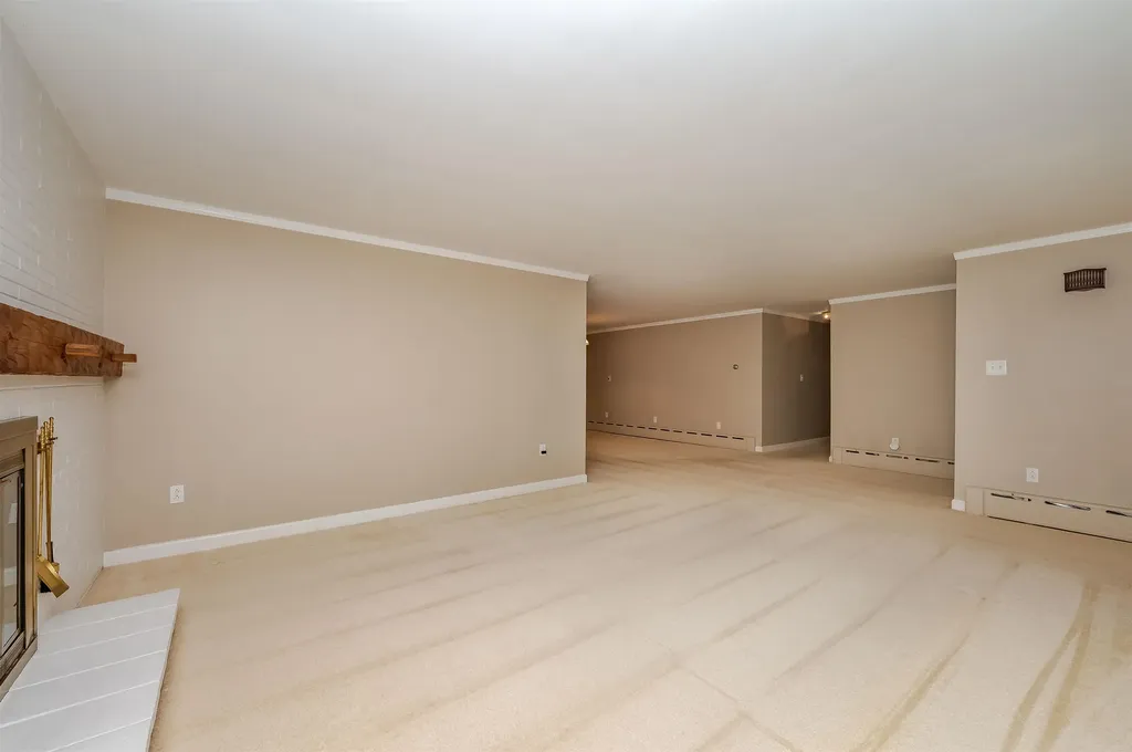 2 Oak Forest Street Sanford ME 04073