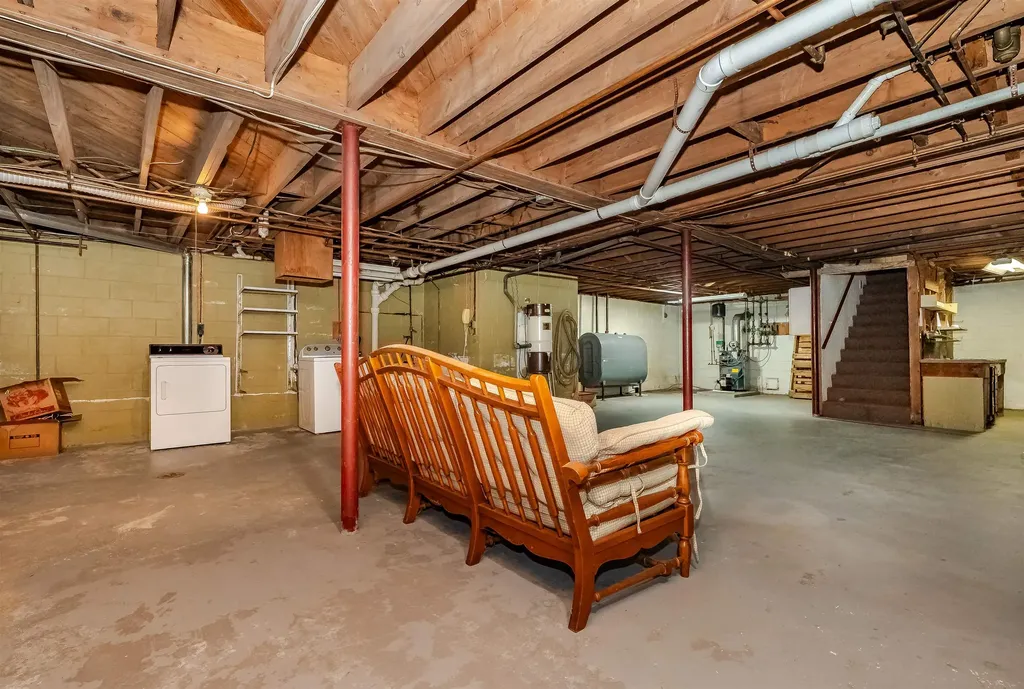 2 Oak Forest Street Sanford ME 04073