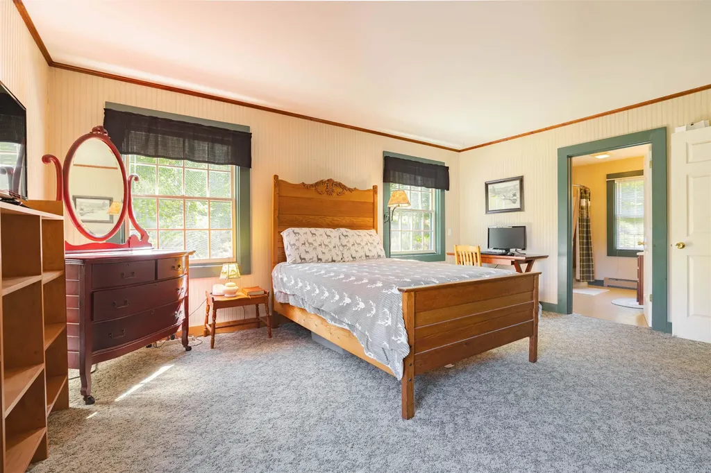 916 Wiswall Hill Road Townshend VT 05353