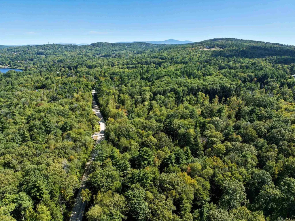 Wall Street Meredith NH 03253