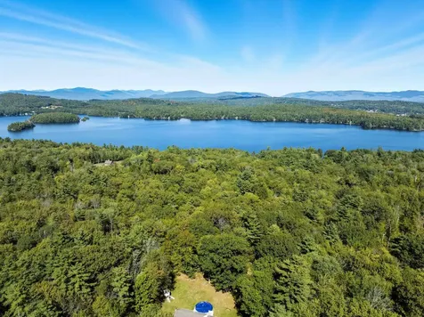 Wall Street Meredith NH 03253