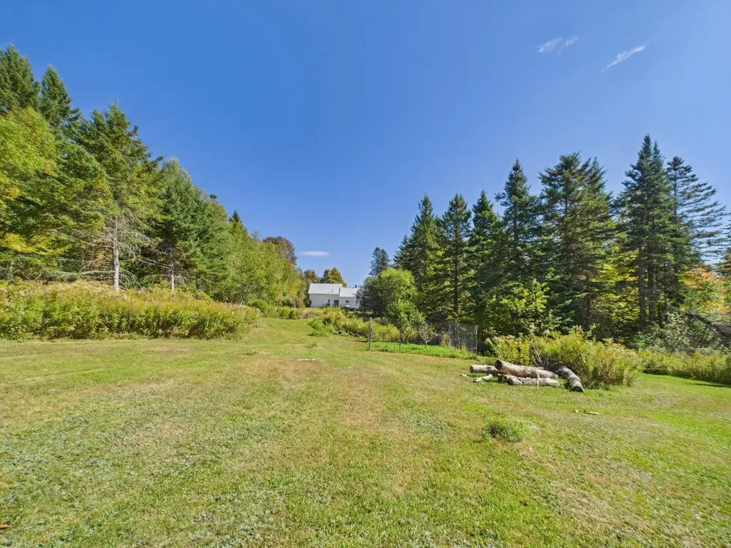 126 Gray Road Columbia NH 03576