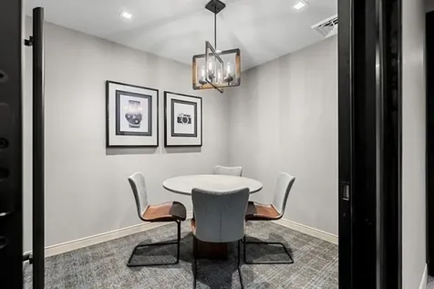 18 Artisan Drive Salem NH 03079