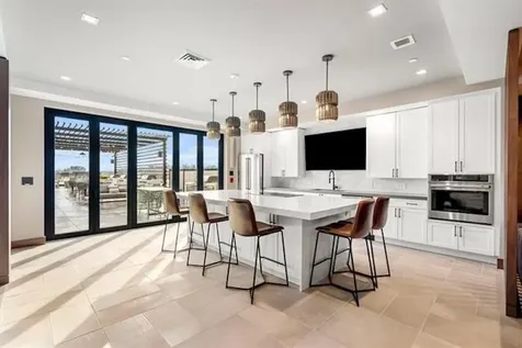 18 Artisan Drive Salem NH 03079