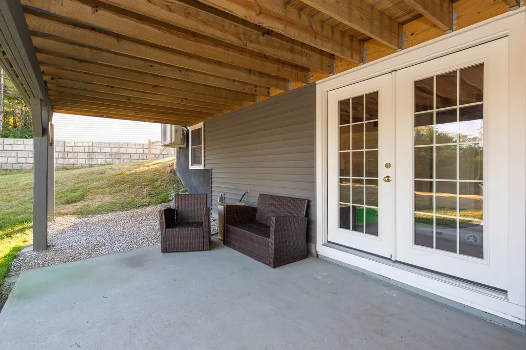 60 Stone Ridge Drive Rutland City VT 05701-3817