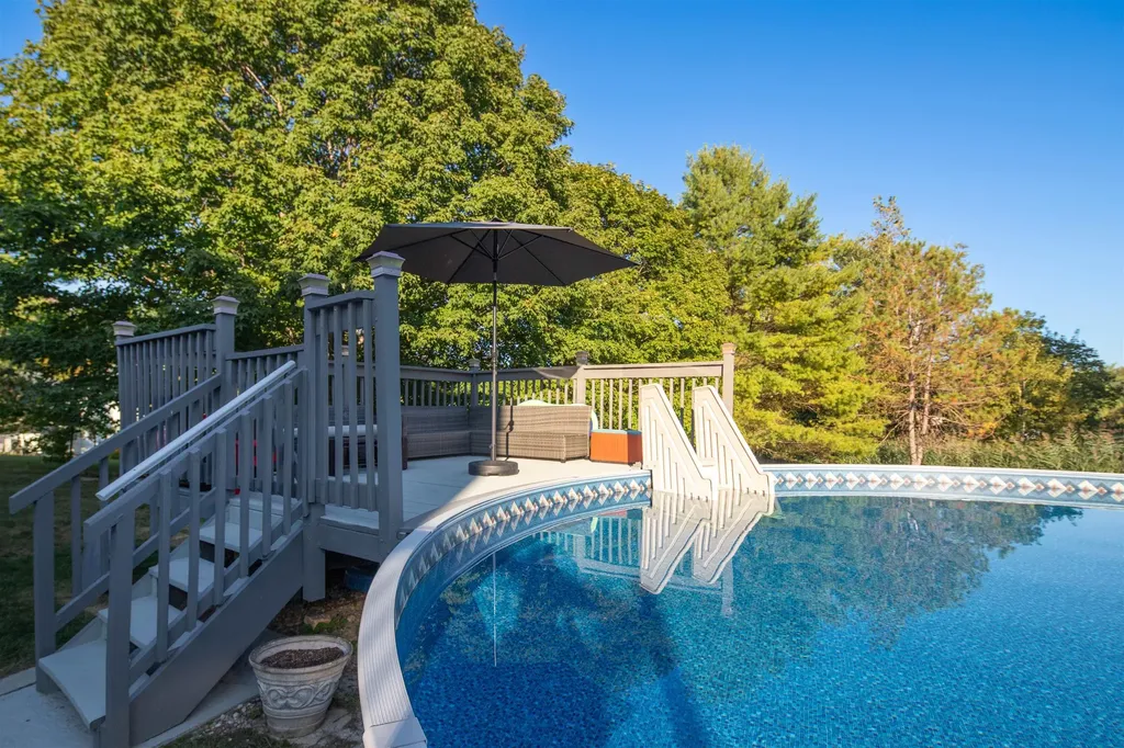 60 Stone Ridge Drive Rutland City VT 05701-3817