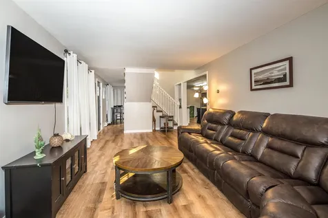 60 Stone Ridge Drive Rutland City VT 05701-3817