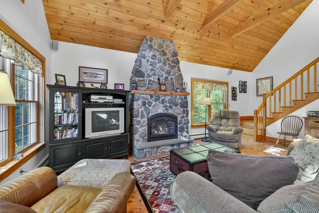 304 Scenic Drive Stoddard NH 03464