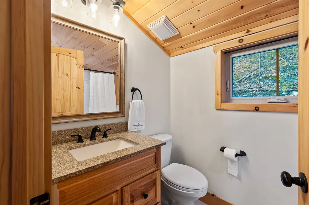 199 Mittenwald Strasse Bartlett NH 03838