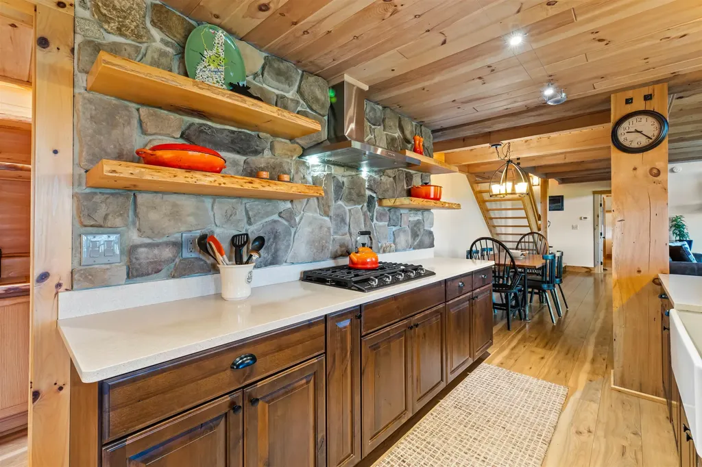 199 Mittenwald Strasse Bartlett NH 03812