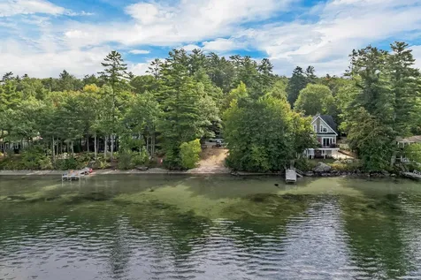 70 Pinnacle Park Road Meredith NH 03253