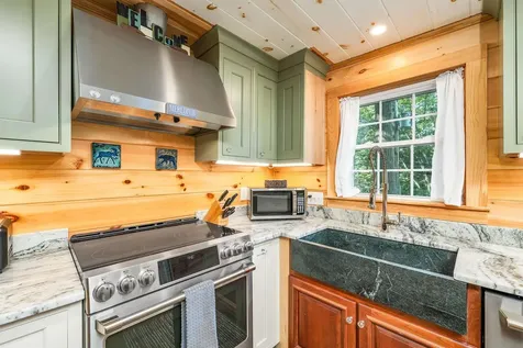 70 Pinnacle Park Road Meredith NH 03253