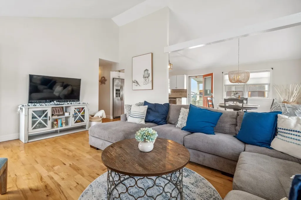 131 Franklin Street Seabrook NH 03874