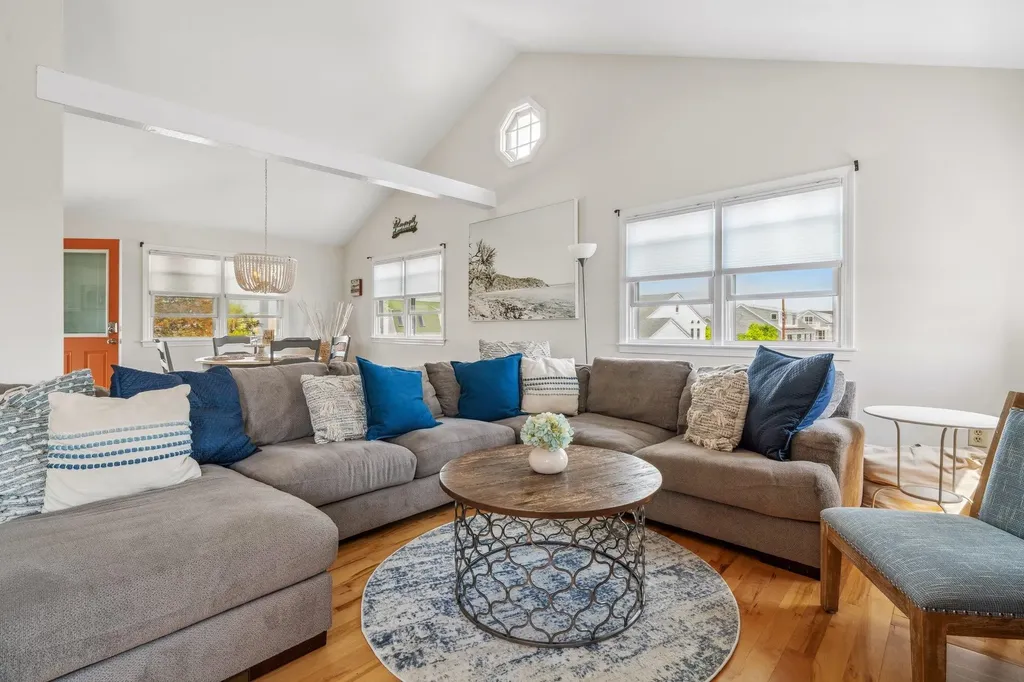 131 Franklin Street Seabrook NH 03874