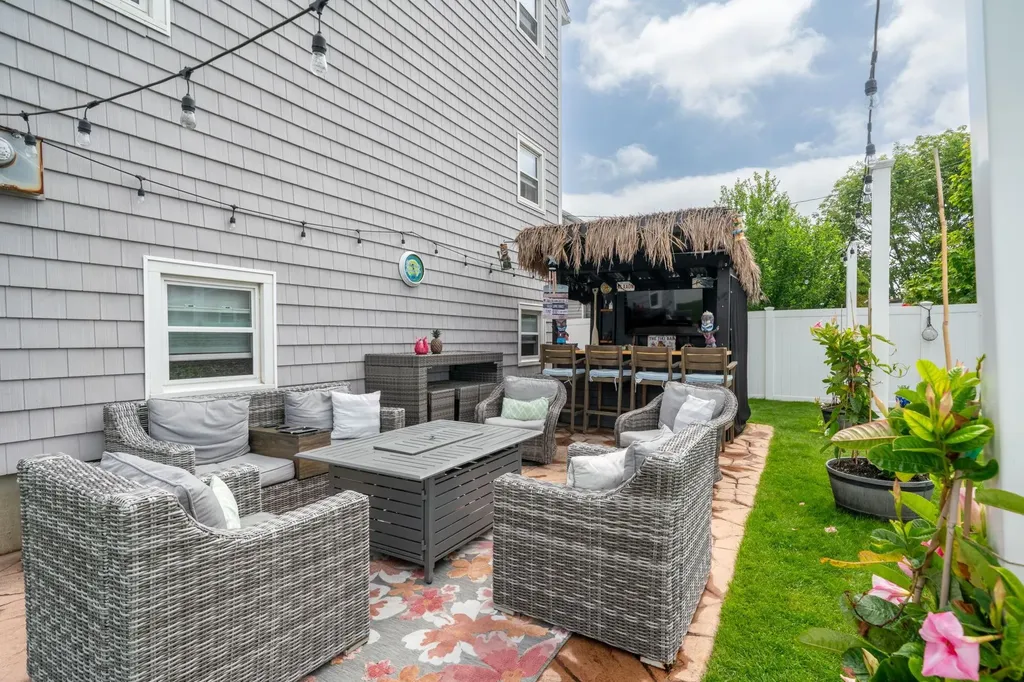 131 Franklin Street Seabrook NH 03874