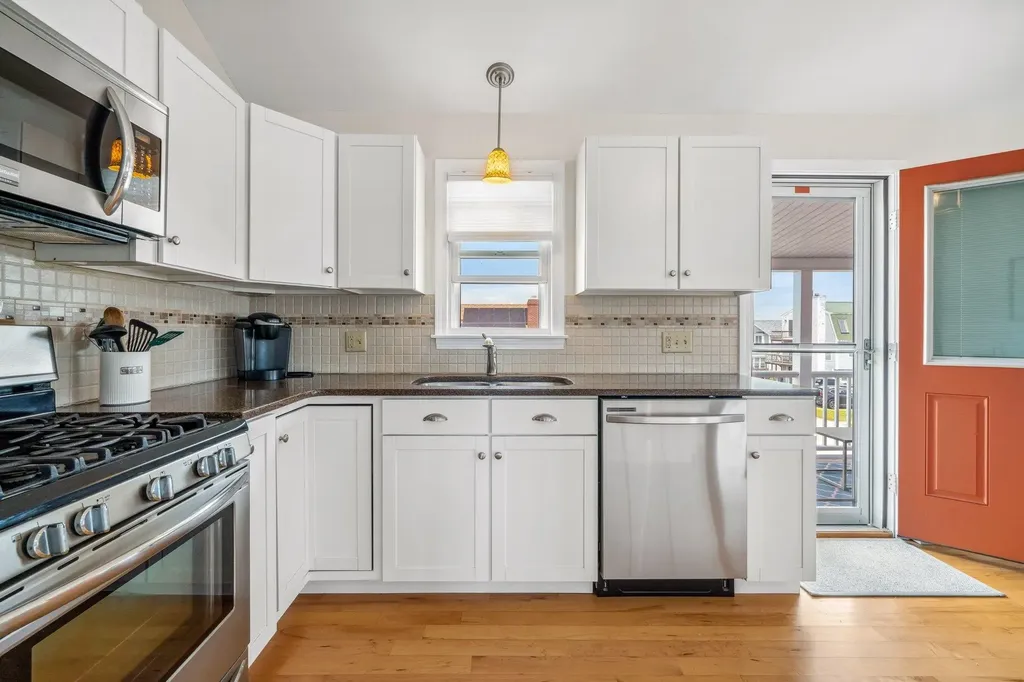 131 Franklin Street Seabrook NH 03874