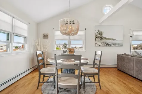 131 Franklin Street Seabrook NH 03874