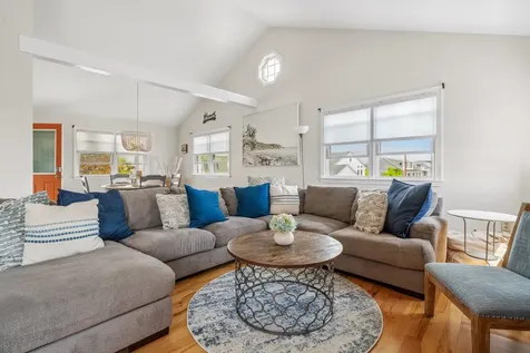 131 Franklin Street Seabrook NH 03874