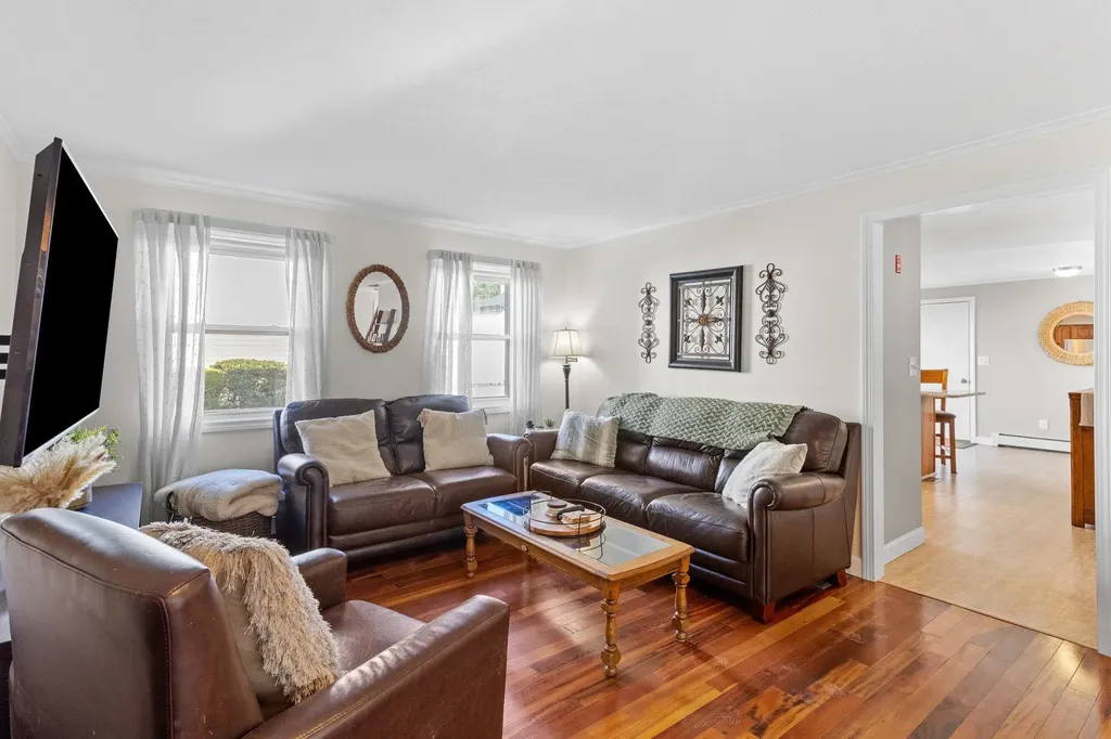 26 Old Orchard Way Manchester NH 03103