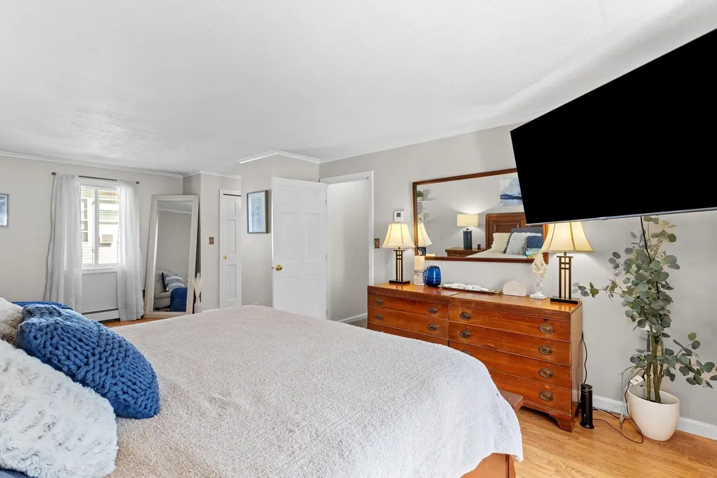 26 Old Orchard Way Manchester NH 03103