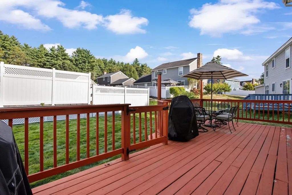 26 Old Orchard Way Manchester NH 03103