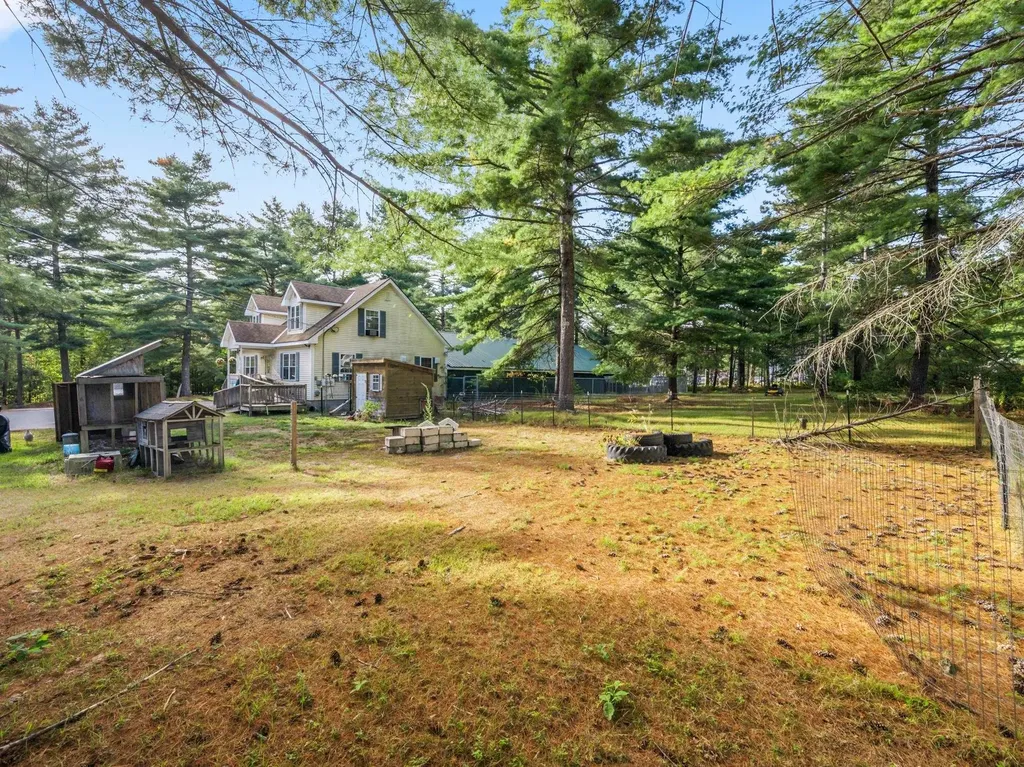 101 Ossipee Lake Road Tamworth NH 03886