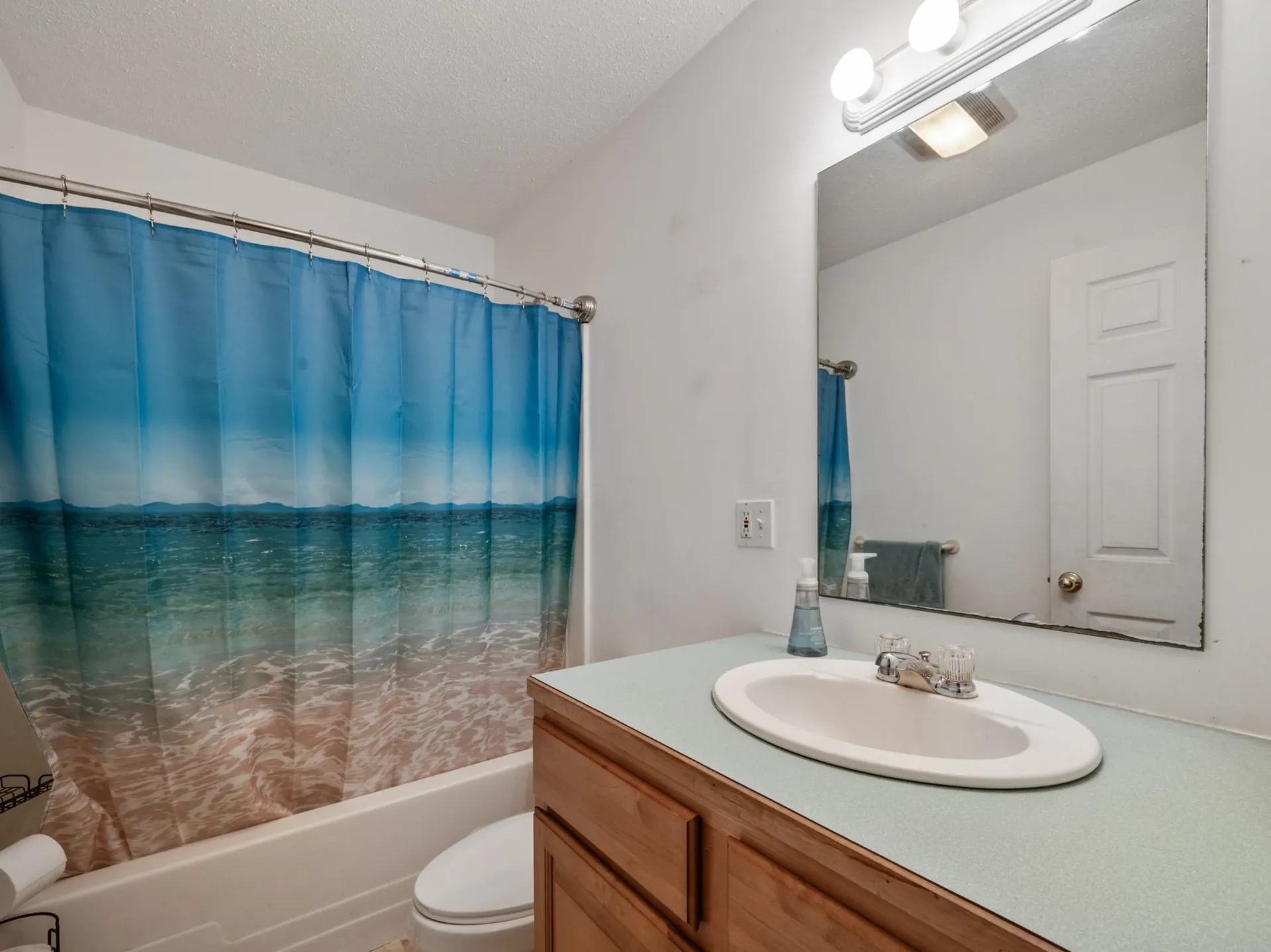 101 Ossipee Lake Road Tamworth NH 03886