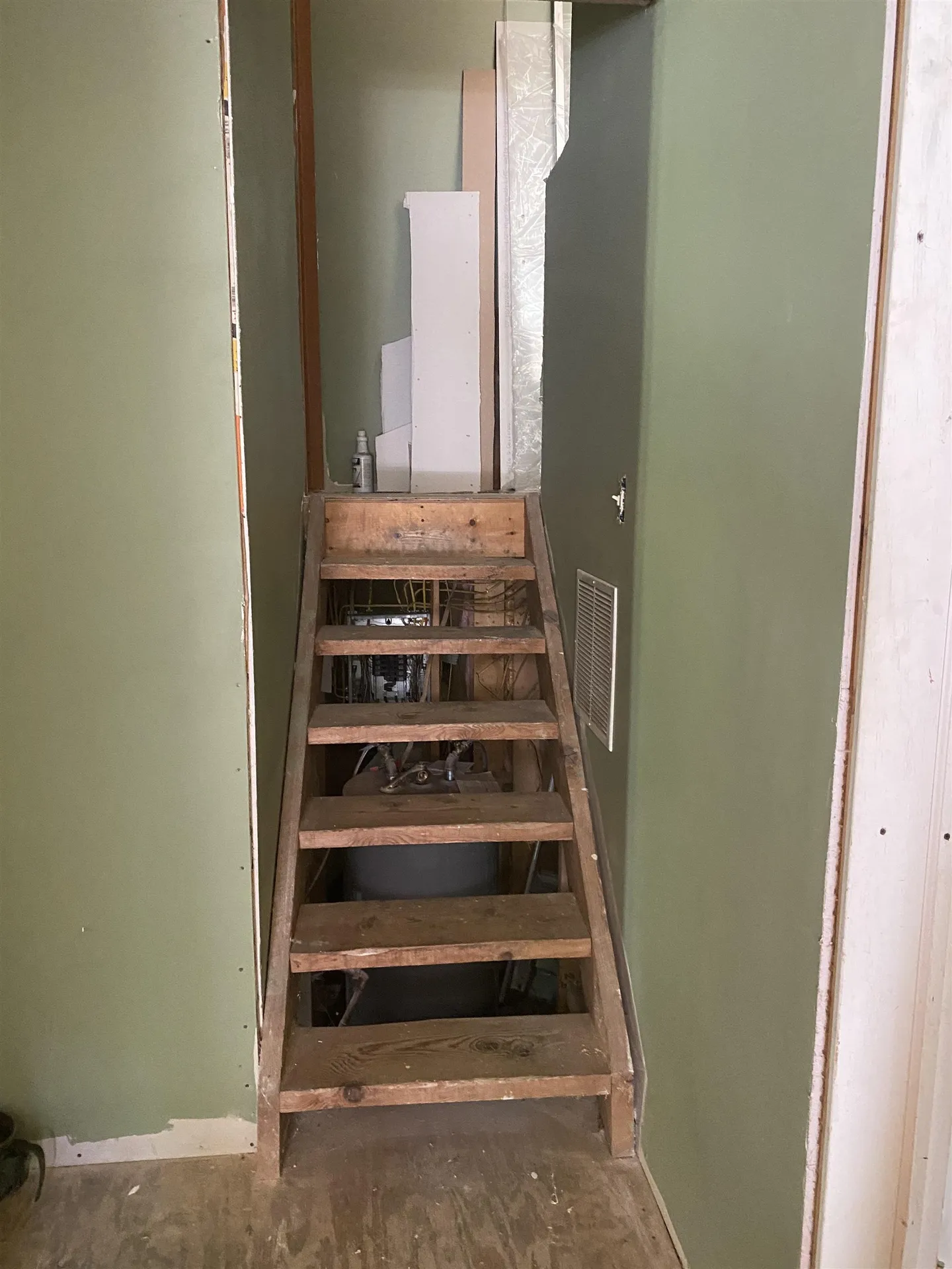 696 Route 100 North Ludlow VT 05149