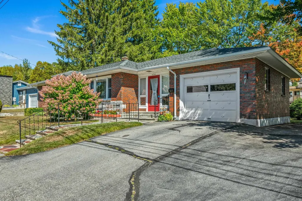 474 Madison Avenue Berlin NH 03570