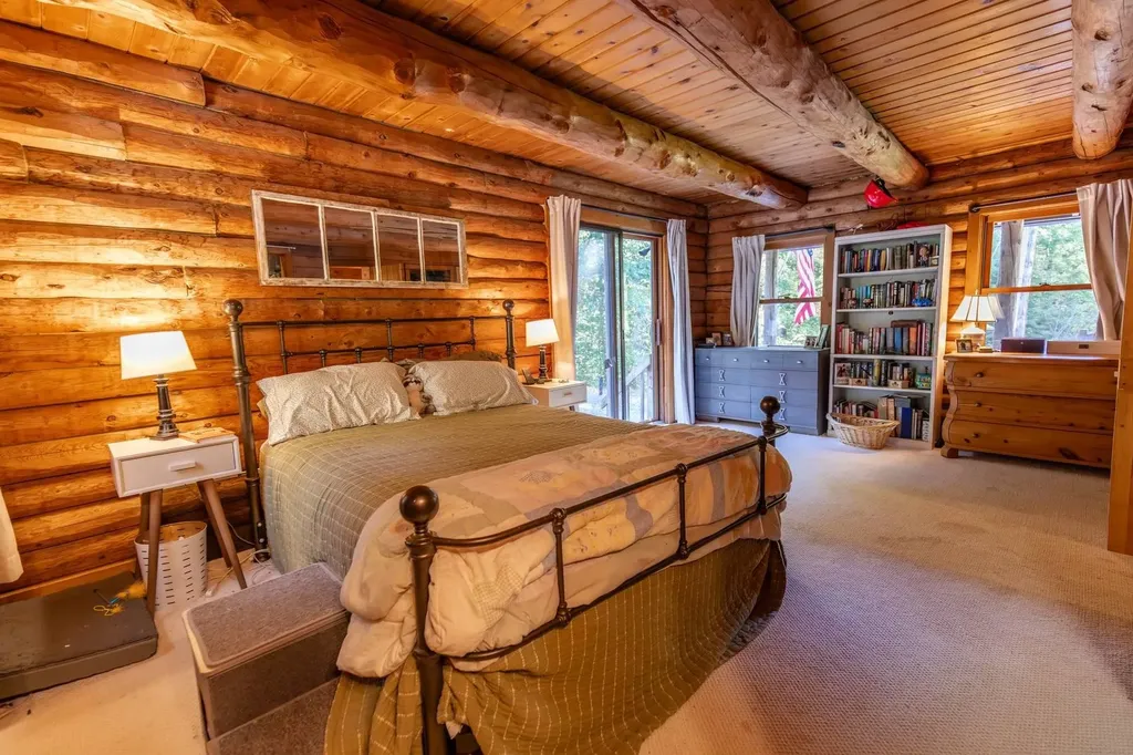 16 Nash Corner Road Gilsum NH 03448