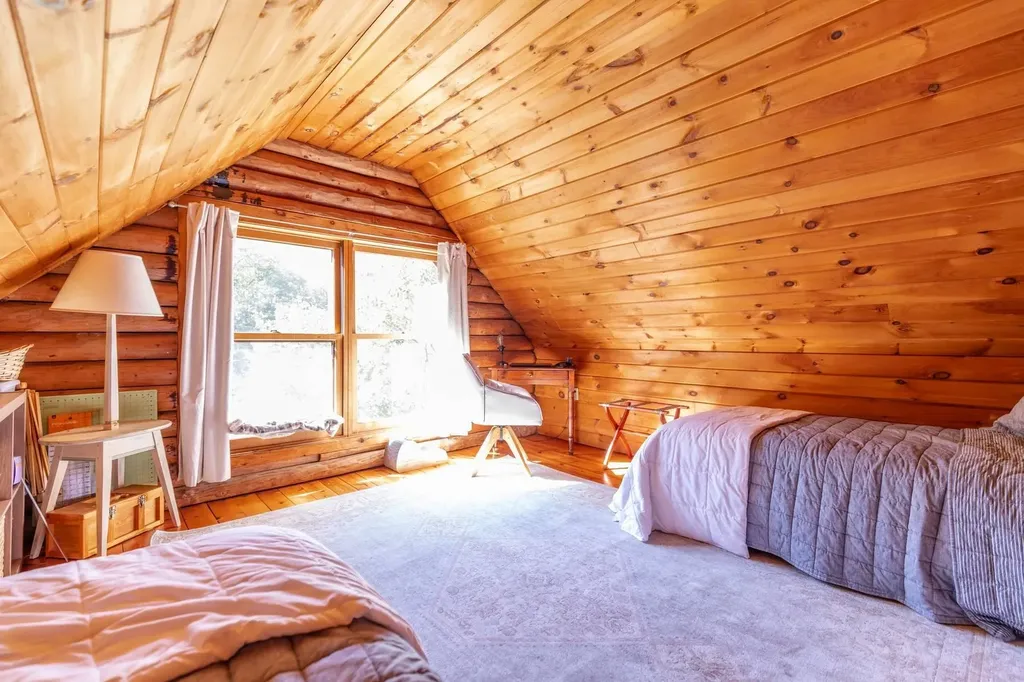 16 Nash Corner Road Gilsum NH 03448