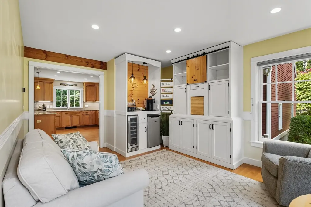98 Heritage Drive Rollinsford NH 03869
