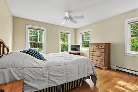 98 Heritage Drive Rollinsford NH 03869